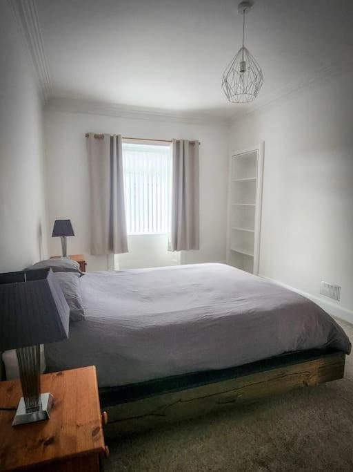 קרנוסטי Central 2-Bedroom Bunglow With Double Sofa Bed מראה חיצוני תמונה