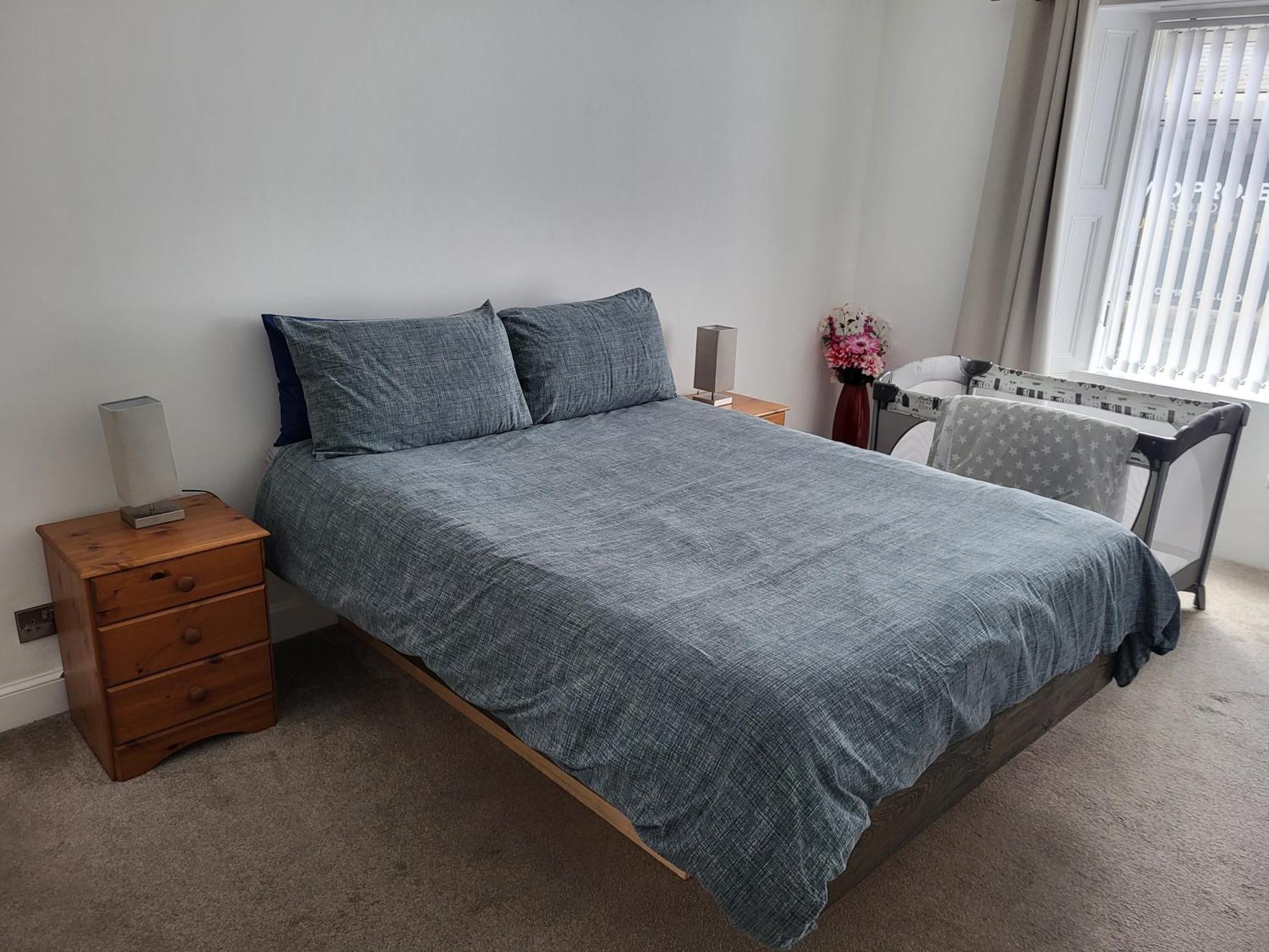 קרנוסטי Central 2-Bedroom Bunglow With Double Sofa Bed מראה חיצוני תמונה