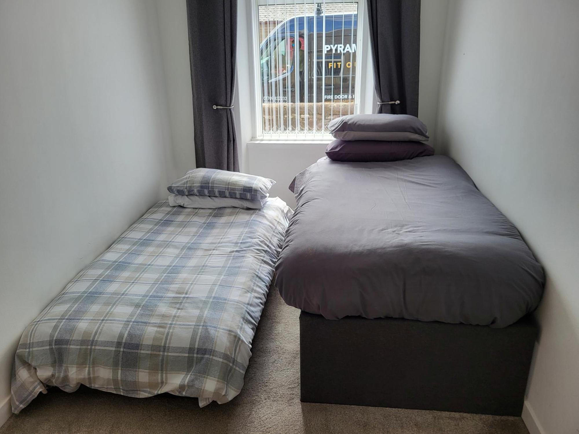 קרנוסטי Central 2-Bedroom Bunglow With Double Sofa Bed מראה חיצוני תמונה